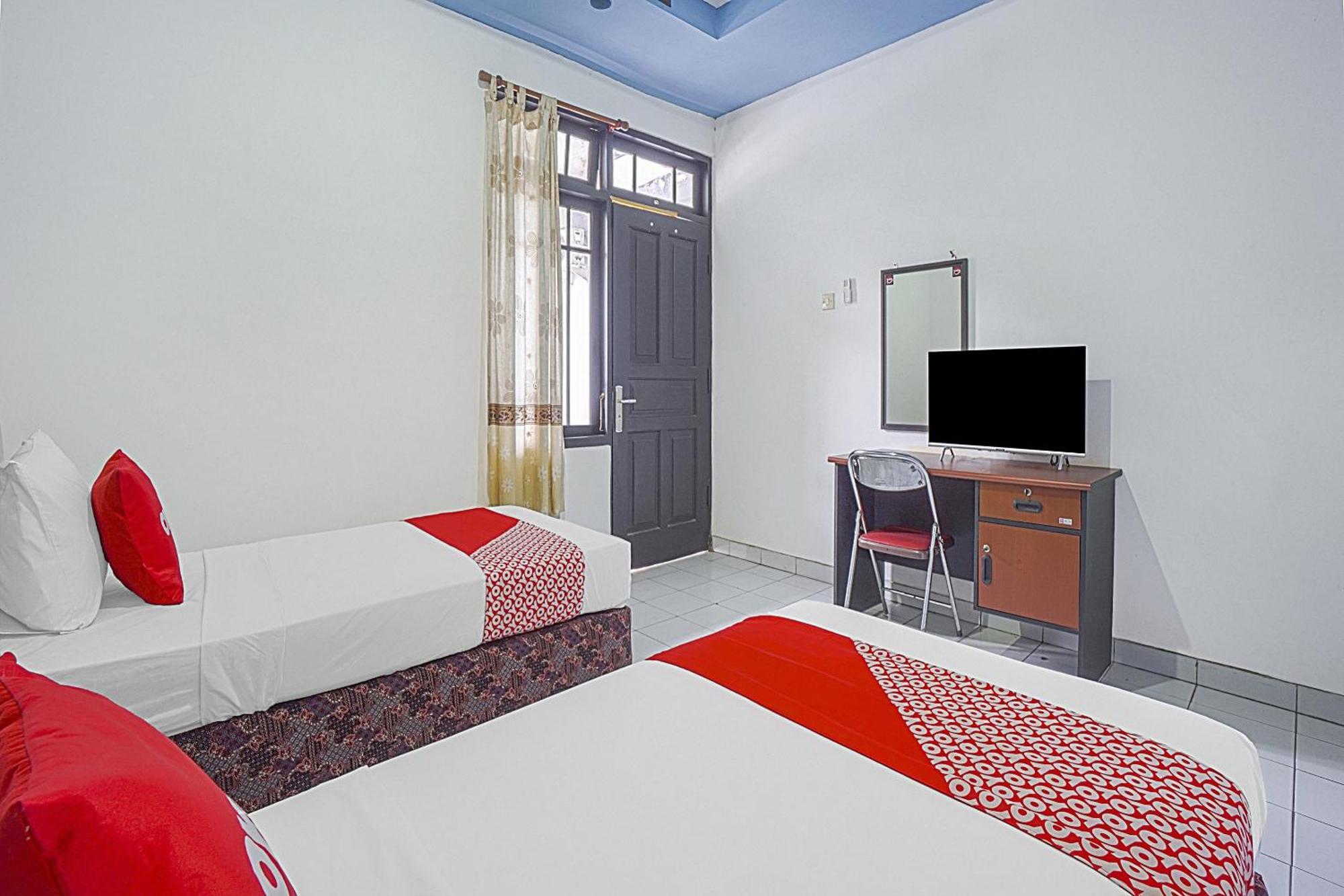 Collection O 90589 Palem Garden Hotel Tulungagung Exterior foto