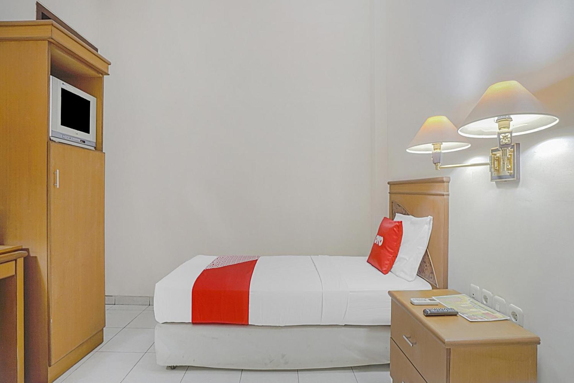 Collection O 90589 Palem Garden Hotel Tulungagung Exterior foto