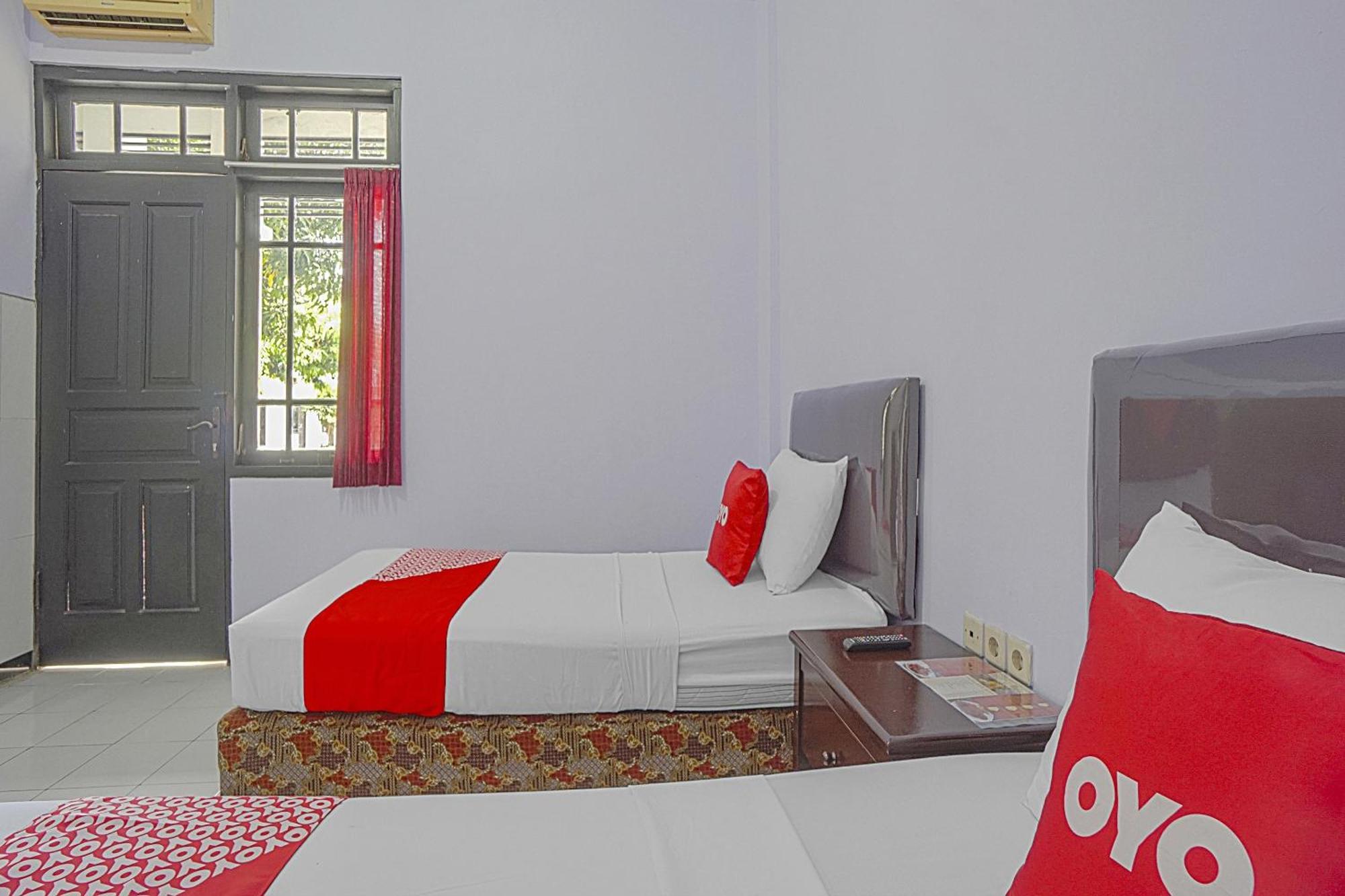 Collection O 90589 Palem Garden Hotel Tulungagung Exterior foto